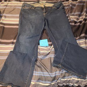 Torrid Bootcut Midrise jeans - Size 16T